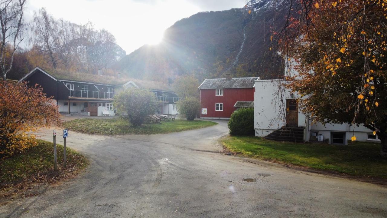 Setnes Feriesenter Hostel Veblungsnes Exterior foto